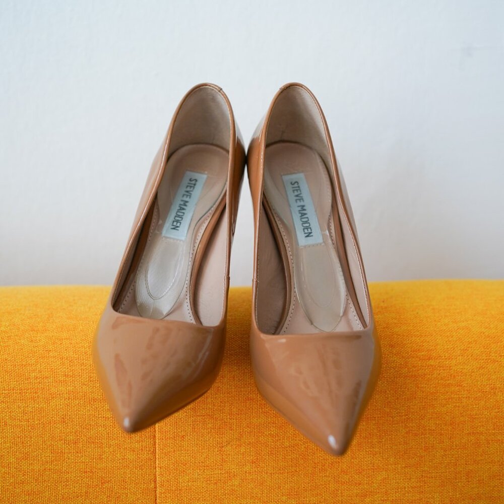 Steve Madden Patent Pump